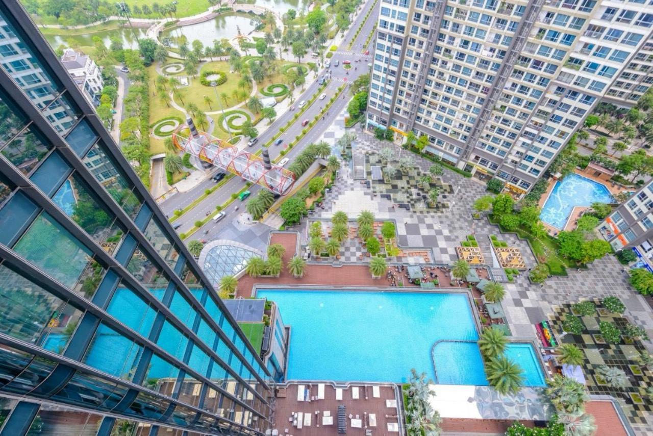 Căn hộ Full Equip 3brs Spacious And Cozy *